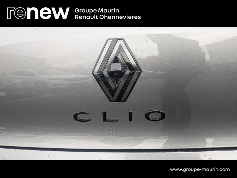 RENAULT Clio d’occasion à vendre à CHENNEVIÈRES-SUR-MARNE chez ADP - SOVEA 94 (Photo 16)
