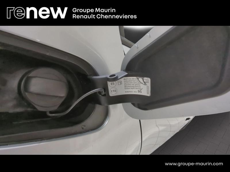 VOLKSWAGEN Golf d’occasion à vendre à CHENNEVIÈRES-SUR-MARNE chez ADP - SOVEA 94 (Photo 11)