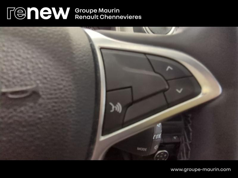 DACIA Duster d’occasion à vendre à CHENNEVIÈRES-SUR-MARNE chez ADP - SOVEA 94 (Photo 18)