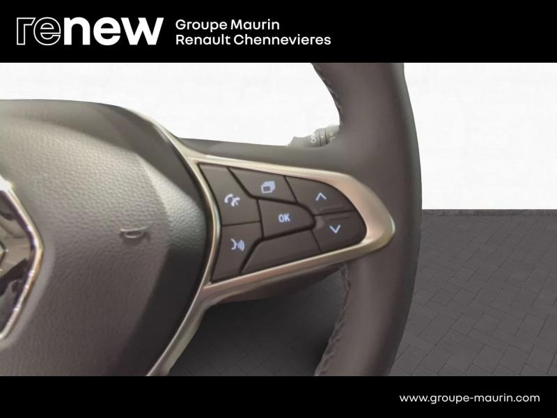 RENAULT Clio d’occasion à vendre à CHENNEVIÈRES-SUR-MARNE chez ADP - SOVEA 94 (Photo 16)