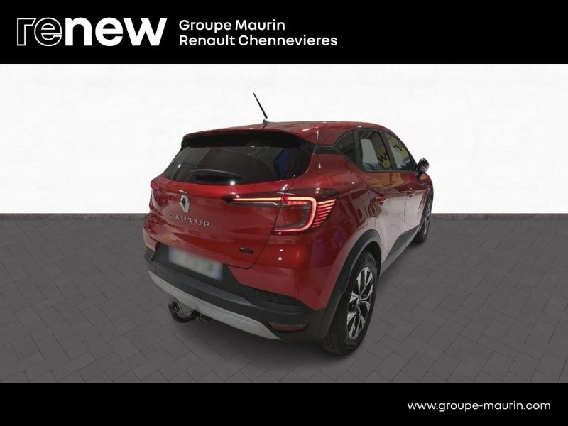RENAULT Captur d’occasion à vendre à CHENNEVIÈRES-SUR-MARNE chez ADP - SOVEA 94 (Photo 5)