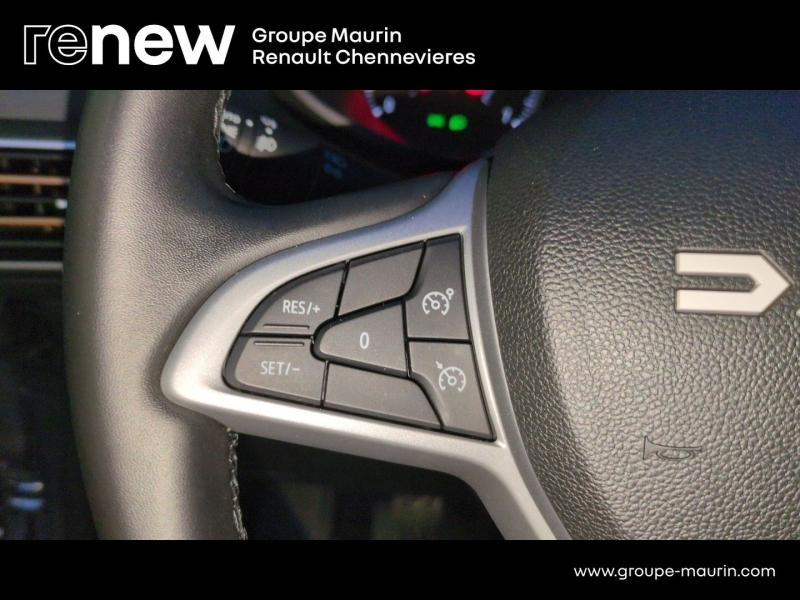 DACIA Sandero d’occasion à vendre à CHENNEVIÈRES-SUR-MARNE chez ADP - SOVEA 94 (Photo 17)