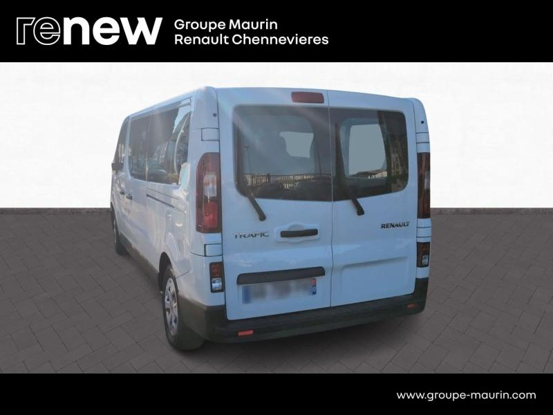 RENAULT Trafic Combi d’occasion à vendre à CHENNEVIÈRES-SUR-MARNE chez ADP - SOVEA 94 (Photo 5)