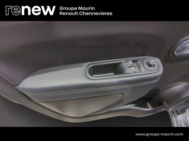 RENAULT Twingo d’occasion à vendre à CHENNEVIÈRES-SUR-MARNE chez ADP - SOVEA 94 (Photo 16)