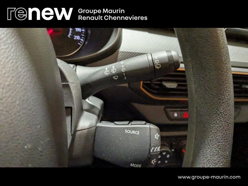 DACIA Sandero d’occasion à vendre à CHENNEVIÈRES-SUR-MARNE chez ADP - SOVEA 94 (Photo 18)