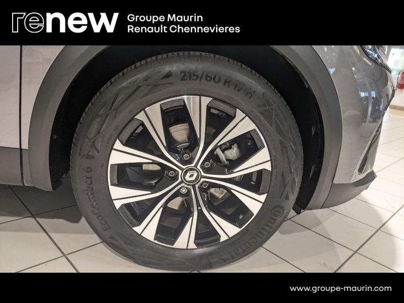 RENAULT Captur d’occasion à vendre à CHENNEVIÈRES-SUR-MARNE chez ADP - SOVEA 94 (Photo 8)