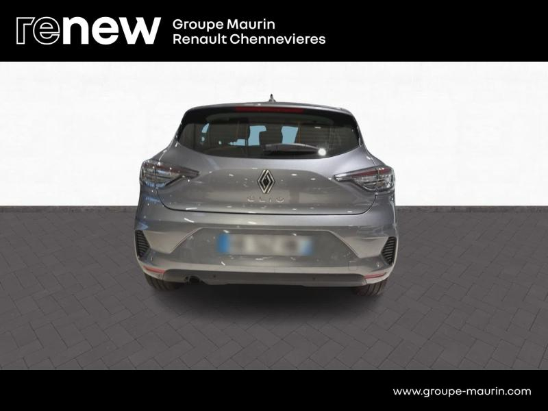 RENAULT Clio d’occasion à vendre à CHENNEVIÈRES-SUR-MARNE chez ADP - SOVEA 94 (Photo 6)