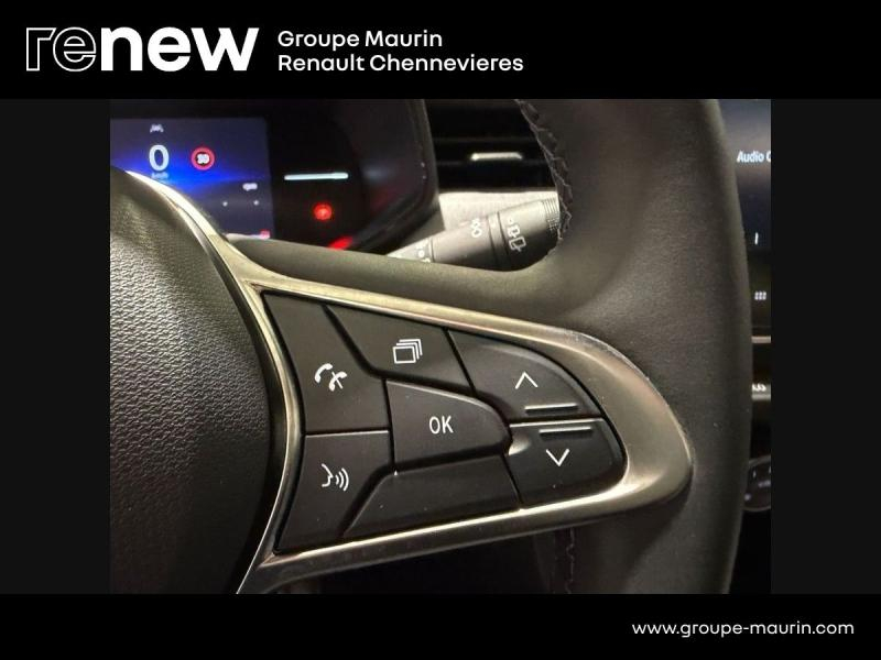 RENAULT Clio d’occasion à vendre à CHENNEVIÈRES-SUR-MARNE chez ADP - SOVEA 94 (Photo 20)