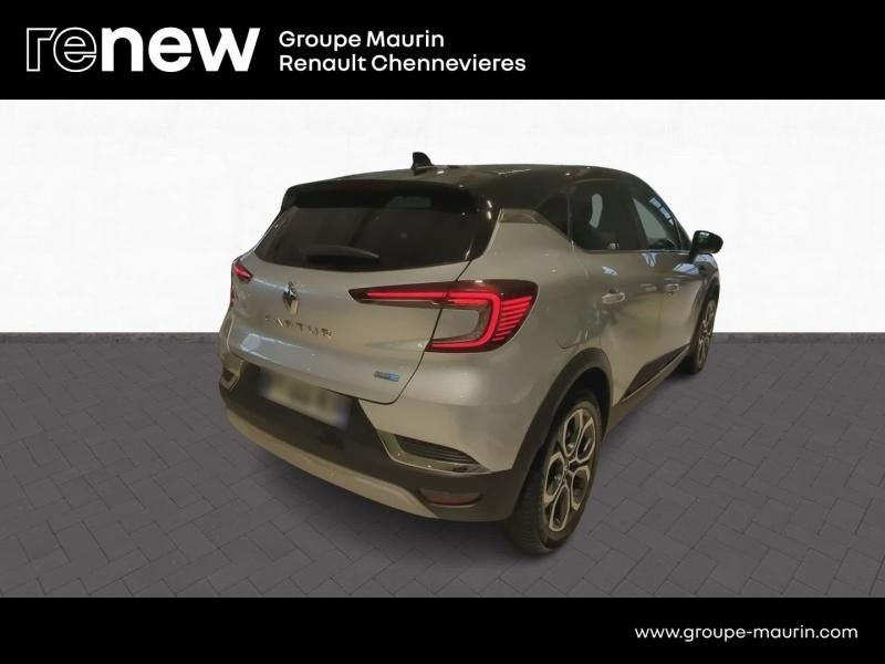 RENAULT Captur d’occasion à vendre à CHENNEVIÈRES-SUR-MARNE chez ADP - SOVEA 94 (Photo 5)