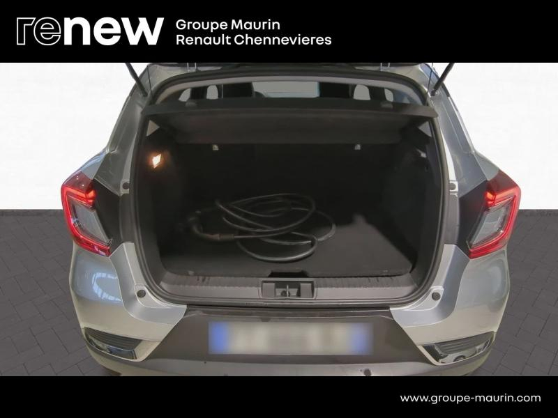 RENAULT Captur d’occasion à vendre à CHENNEVIÈRES-SUR-MARNE chez ADP - SOVEA 94 (Photo 12)