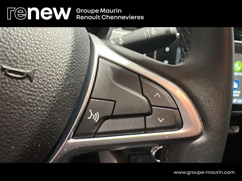 DACIA Duster d’occasion à vendre à CHENNEVIÈRES-SUR-MARNE chez ADP - SOVEA 94 (Photo 18)