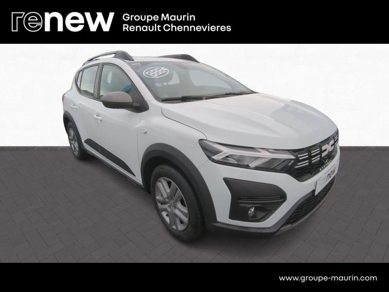 DACIA Sandero d’occasion à vendre à CHENNEVIÈRES-SUR-MARNE chez ADP - SOVEA 94 (Photo 3)