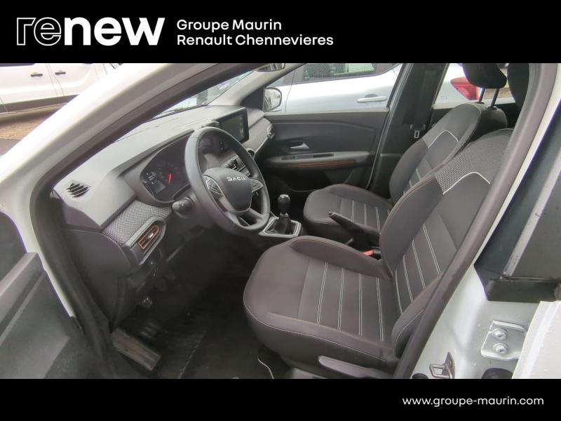 DACIA Sandero d’occasion à vendre à CHENNEVIÈRES-SUR-MARNE chez ADP - SOVEA 94 (Photo 9)