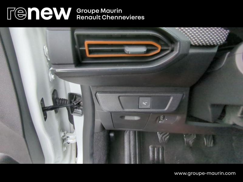 DACIA Sandero d’occasion à vendre à CHENNEVIÈRES-SUR-MARNE chez ADP - SOVEA 94 (Photo 18)