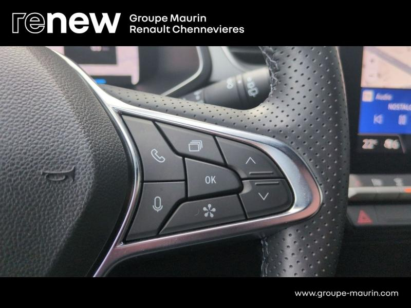 RENAULT Captur d’occasion à vendre à CHENNEVIÈRES-SUR-MARNE chez ADP - SOVEA 94 (Photo 18)