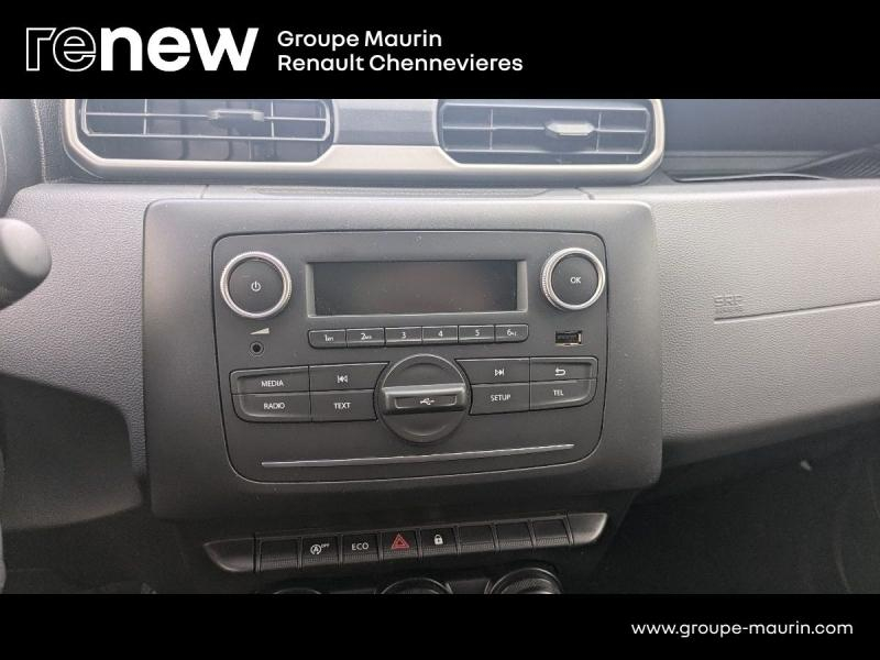 DACIA Duster d’occasion à vendre à CHENNEVIÈRES-SUR-MARNE chez ADP - SOVEA 94 (Photo 15)