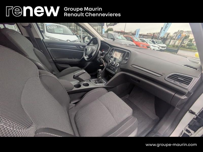 RENAULT Megane Sté VUL d’occasion à vendre à CHENNEVIÈRES-SUR-MARNE chez ADP - SOVEA 94 (Photo 10)