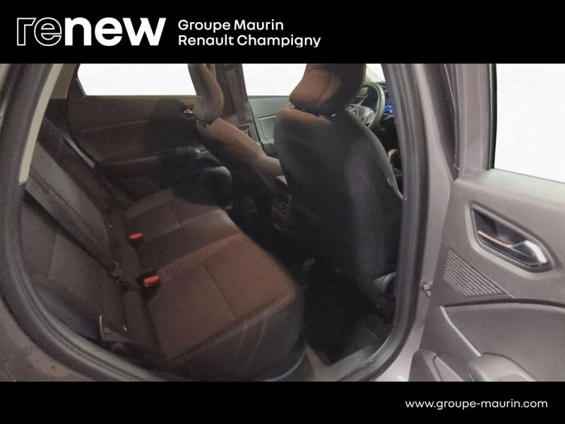 RENAULT Captur d’occasion à vendre à CHENNEVIÈRES-SUR-MARNE chez ADP - SOVEA 94 (Photo 10)