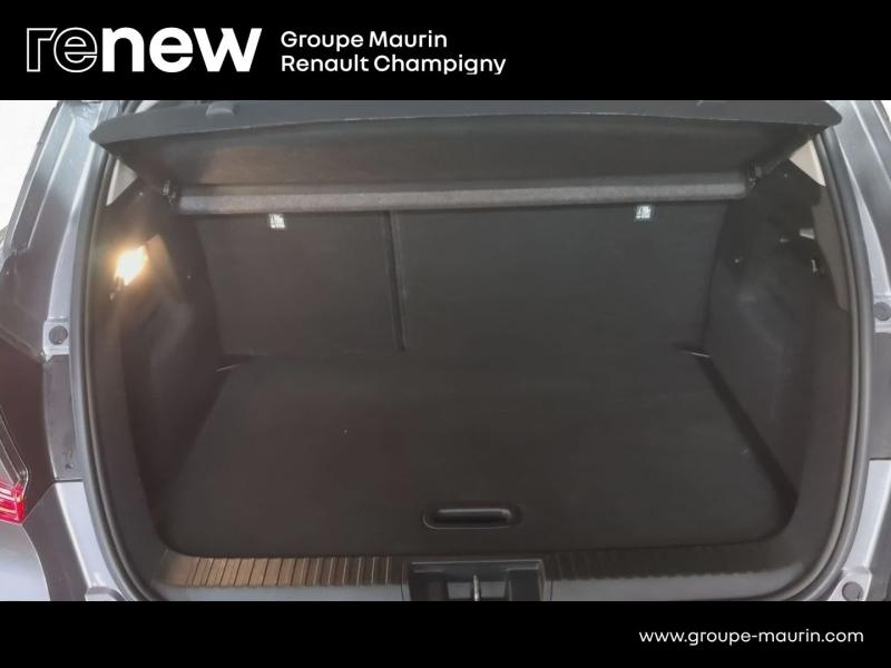RENAULT Captur d’occasion à vendre à CHENNEVIÈRES-SUR-MARNE chez ADP - SOVEA 94 (Photo 11)