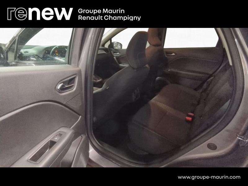 RENAULT Captur d’occasion à vendre à CHENNEVIÈRES-SUR-MARNE chez ADP - SOVEA 94 (Photo 12)