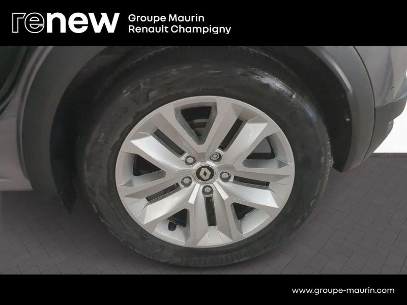 RENAULT Captur d’occasion à vendre à CHENNEVIÈRES-SUR-MARNE chez ADP - SOVEA 94 (Photo 13)