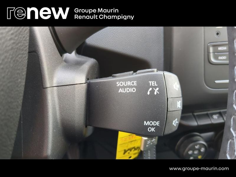 DACIA Duster d’occasion à vendre à CHENNEVIÈRES-SUR-MARNE chez ADP - SOVEA 94 (Photo 19)