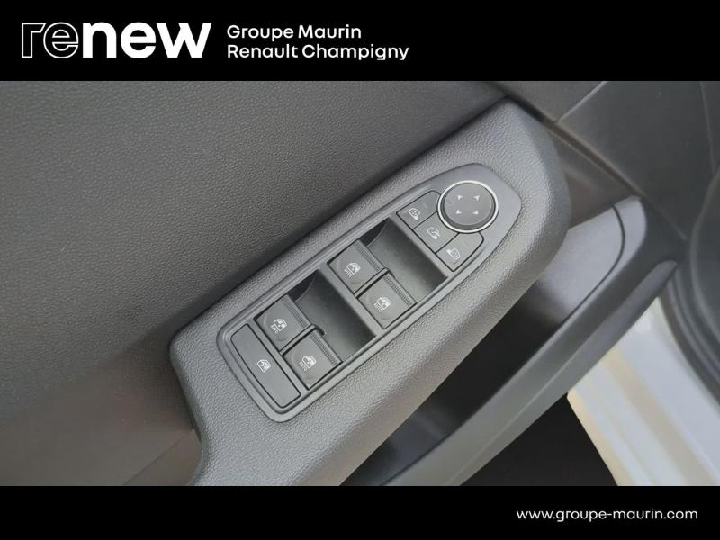 RENAULT Clio d’occasion à vendre à CHENNEVIÈRES-SUR-MARNE chez ADP - SOVEA 94 (Photo 17)