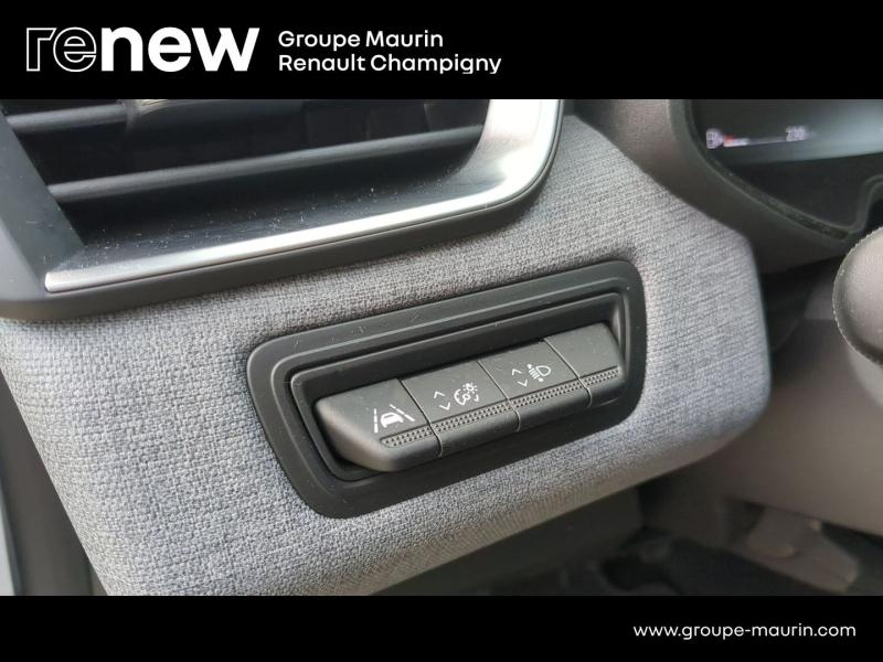 RENAULT Clio d’occasion à vendre à CHENNEVIÈRES-SUR-MARNE chez ADP - SOVEA 94 (Photo 18)