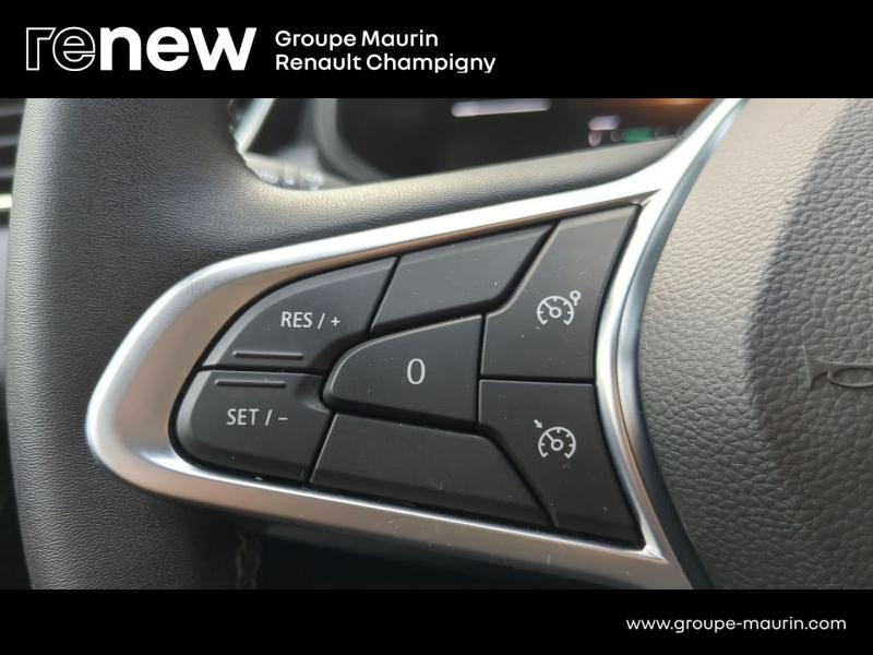 RENAULT Clio d’occasion à vendre à CHENNEVIÈRES-SUR-MARNE chez ADP - SOVEA 94 (Photo 20)