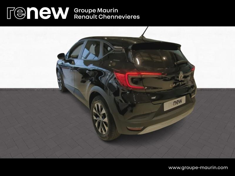 RENAULT Captur d’occasion à vendre à CHENNEVIÈRES-SUR-MARNE chez ADP - SOVEA 94 (Photo 7)