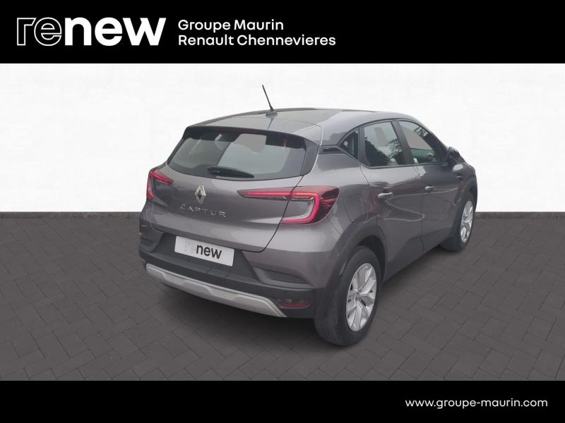 RENAULT Captur d’occasion à vendre à CHENNEVIÈRES-SUR-MARNE chez ADP - SOVEA 94 (Photo 9)