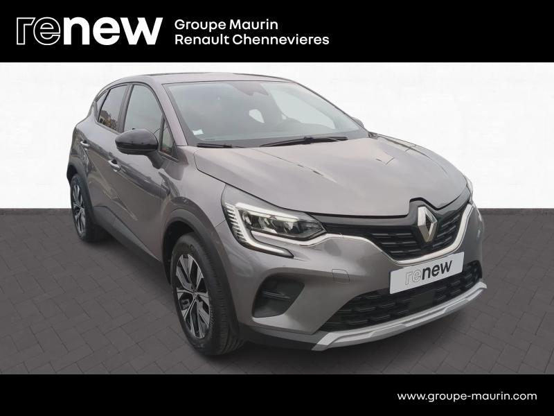 RENAULT Captur d’occasion à vendre à CHENNEVIÈRES-SUR-MARNE chez ADP - SOVEA 94 (Photo 3)
