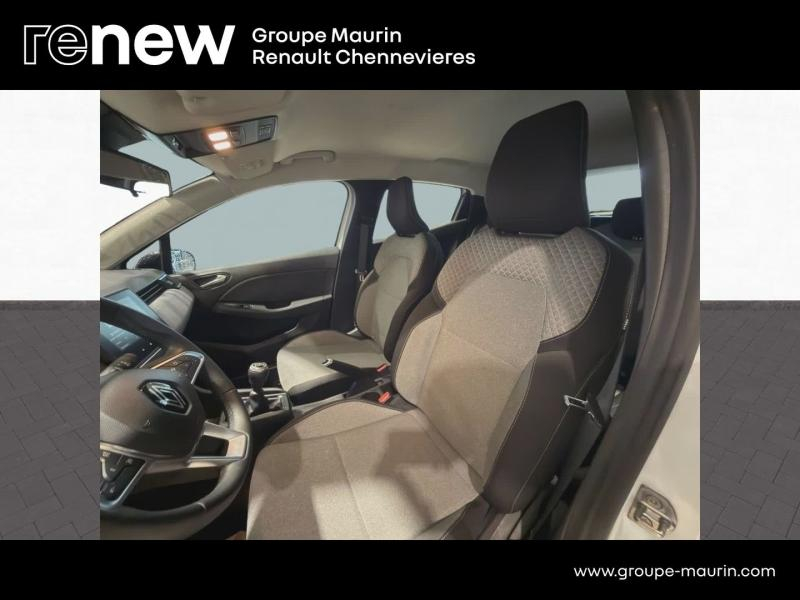 RENAULT Clio d’occasion à vendre à CHENNEVIÈRES-SUR-MARNE chez ADP - SOVEA 94 (Photo 17)