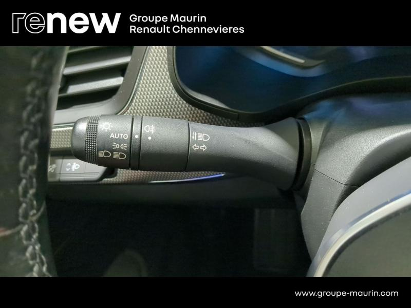 RENAULT Arkana d’occasion à vendre à CHENNEVIÈRES-SUR-MARNE chez ADP - SOVEA 94 (Photo 17)