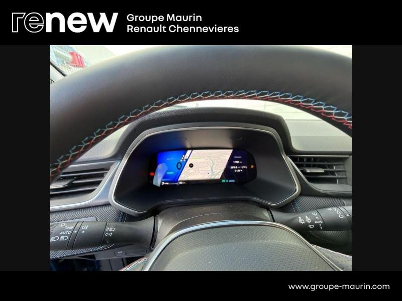 RENAULT  d’occasion à vendre à CHENNEVIÈRES-SUR-MARNE chez ADP - SOVEA 94 (Photo 11)