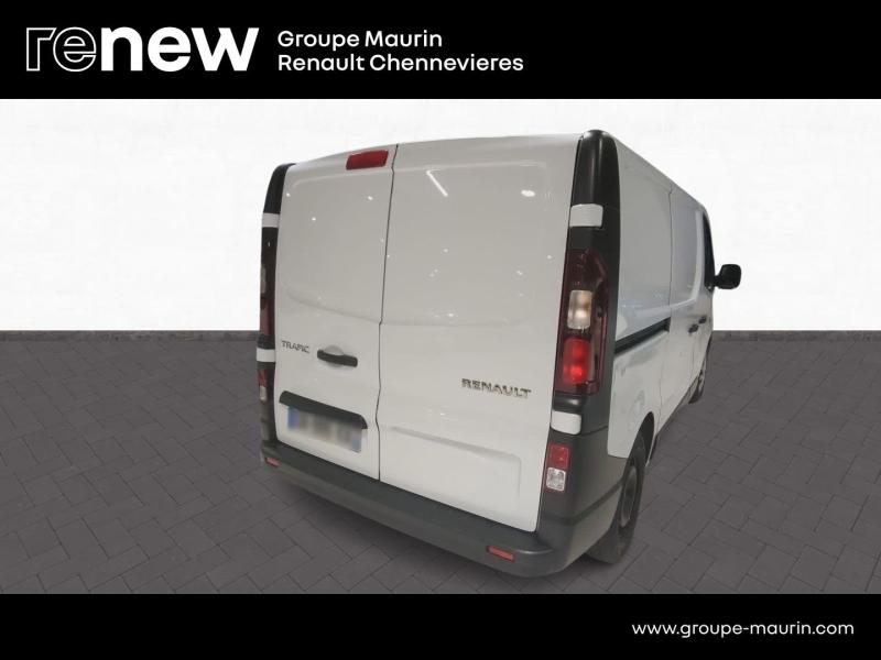 RENAULT Trafic Fg VUL d’occasion à vendre à CHENNEVIÈRES-SUR-MARNE chez ADP - SOVEA 94 (Photo 5)