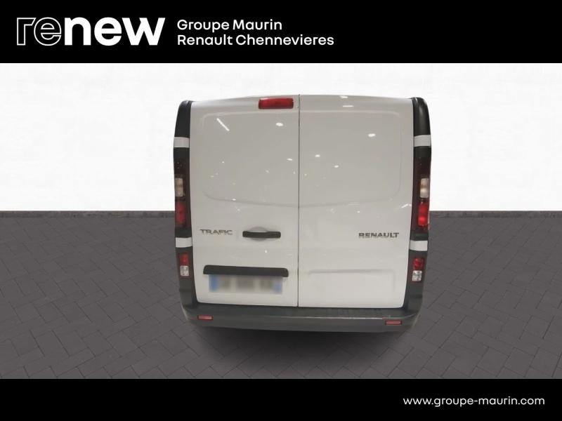 RENAULT Trafic Fg VUL d’occasion à vendre à CHENNEVIÈRES-SUR-MARNE chez ADP - SOVEA 94 (Photo 6)