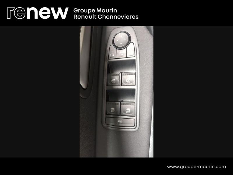 DACIA Duster d’occasion à vendre à CHENNEVIÈRES-SUR-MARNE chez ADP - SOVEA 94 (Photo 19)