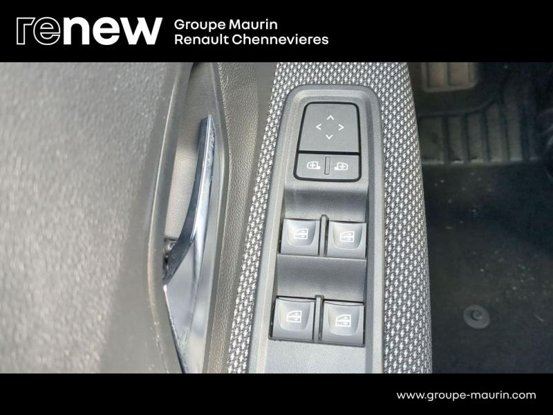 DACIA Sandero d’occasion à vendre à CHENNEVIÈRES-SUR-MARNE chez ADP - SOVEA 94 (Photo 19)