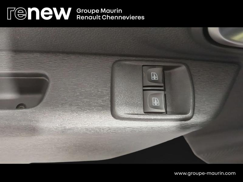 DACIA Dokker d’occasion à vendre à CHENNEVIÈRES-SUR-MARNE chez ADP - SOVEA 94 (Photo 15)