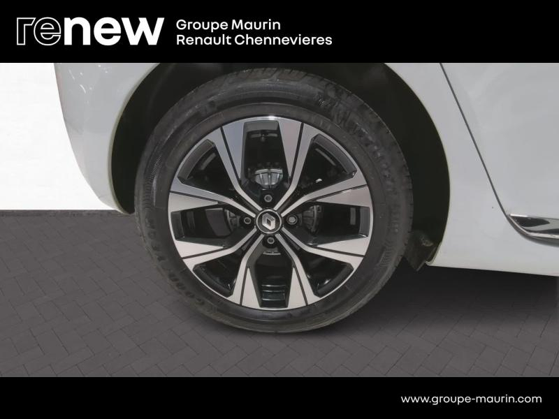 RENAULT Clio d’occasion à vendre à CHENNEVIÈRES-SUR-MARNE chez ADP - SOVEA 94 (Photo 15)