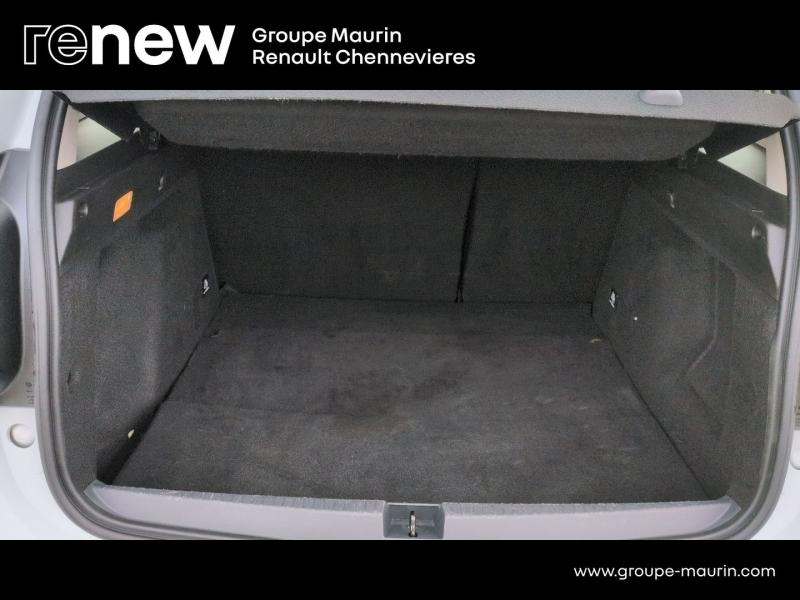 DACIA Duster d’occasion à vendre à CHENNEVIÈRES-SUR-MARNE chez ADP - SOVEA 94 (Photo 13)