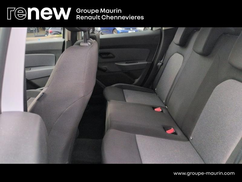 DACIA Duster d’occasion à vendre à CHENNEVIÈRES-SUR-MARNE chez ADP - SOVEA 94 (Photo 15)