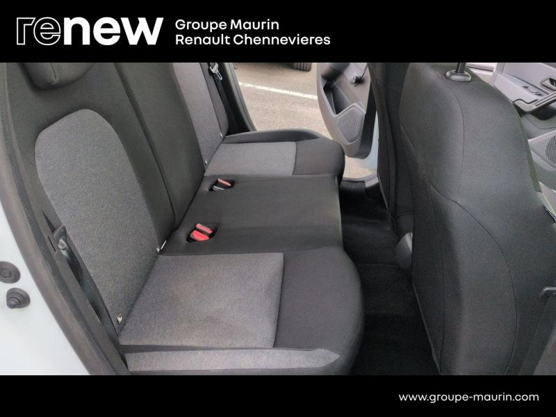 DACIA Duster d’occasion à vendre à CHENNEVIÈRES-SUR-MARNE chez ADP - SOVEA 94 (Photo 16)