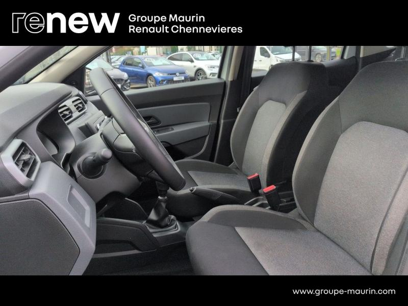DACIA Duster d’occasion à vendre à CHENNEVIÈRES-SUR-MARNE chez ADP - SOVEA 94 (Photo 18)