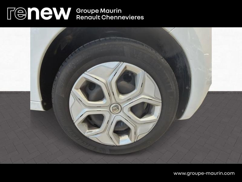 RENAULT Twingo d’occasion à vendre à CHENNEVIÈRES-SUR-MARNE chez ADP - SOVEA 94 (Photo 12)