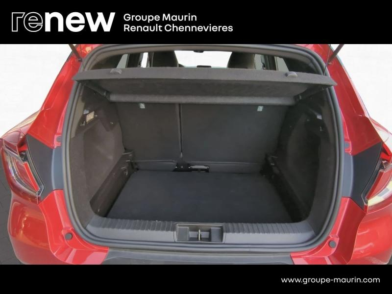RENAULT Captur d’occasion à vendre à CHENNEVIÈRES-SUR-MARNE chez ADP - SOVEA 94 (Photo 7)
