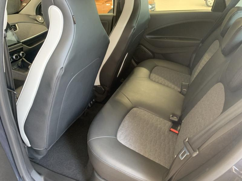 RENAULT Zoe d’occasion à vendre à CHENNEVIÈRES-SUR-MARNE chez ADP - SOVEA 94 (Photo 8)