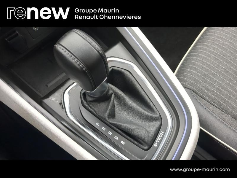 RENAULT Clio d’occasion à vendre à CHENNEVIÈRES-SUR-MARNE chez ADP - SOVEA 94 (Photo 17)