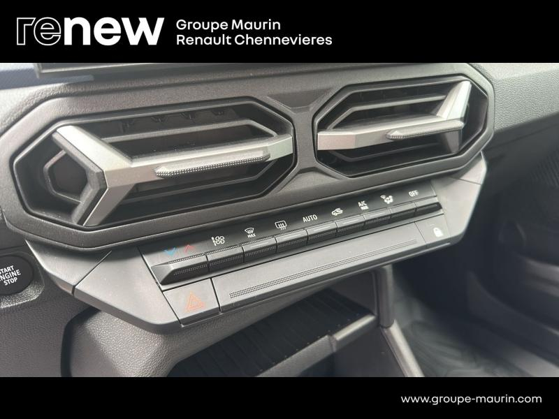 DACIA Duster d’occasion à vendre à CHENNEVIÈRES-SUR-MARNE chez ADP - SOVEA 94 (Photo 19)